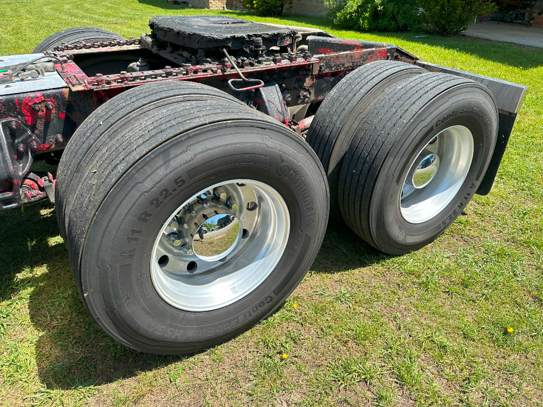 2009 PETERBILT 386 - Image 23